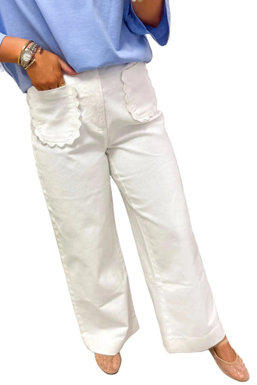 White Solid Color Scalloped Patch Pocket Shift Jeans